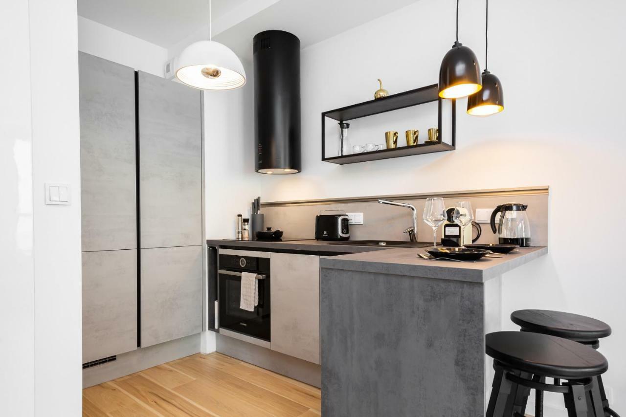 Apartments Warsaw Dzielna By Noclegi Renters Ngoại thất bức ảnh