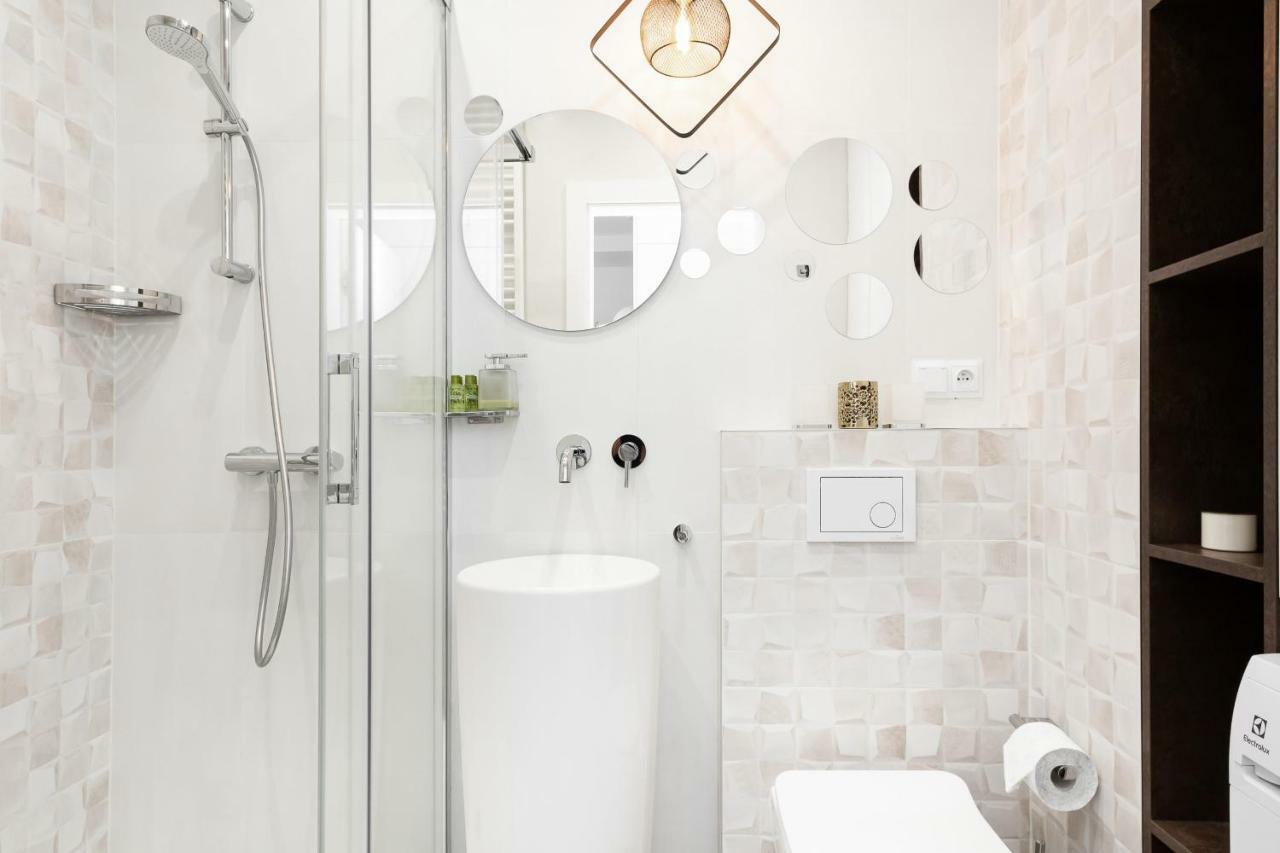 Apartments Warsaw Dzielna By Noclegi Renters Ngoại thất bức ảnh